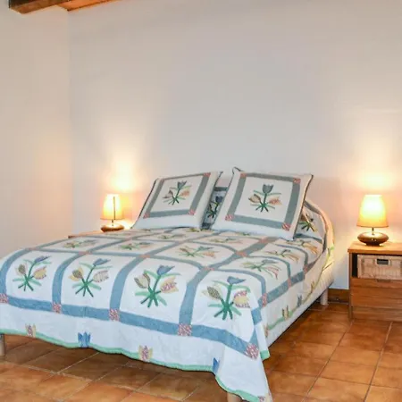 Stunning In With 3 Bedrooms And Wifi Feriehus Cambayrac
